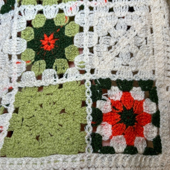 Country Style Vests Sleeveless Floral Crochet Patchwork in Green and Cream Small - Picture 6 of 10